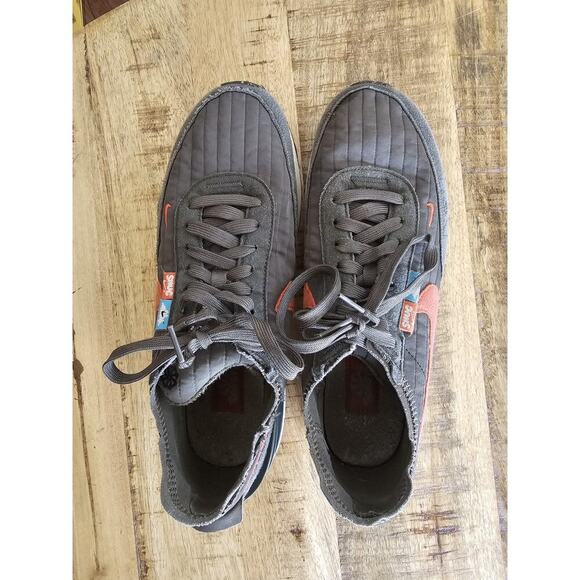 Nike Waffle One Toasty Men's Size 10 US DC8890-200 Green White Athletic Shoes - Picture 12 of 14